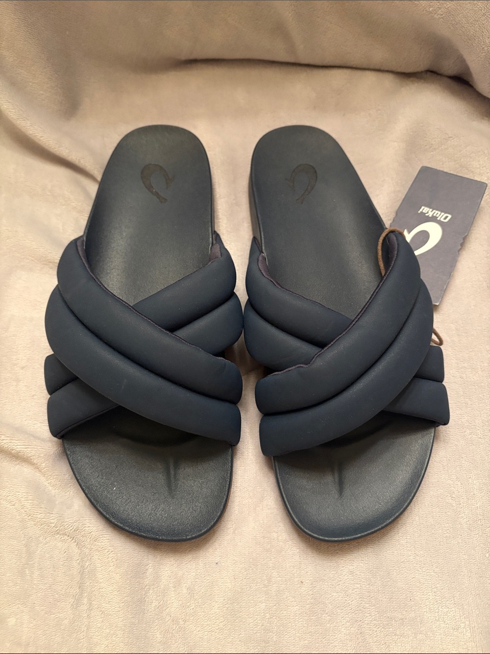 OluKai Women’s Navy Padded Crisscross Slide Sandals
